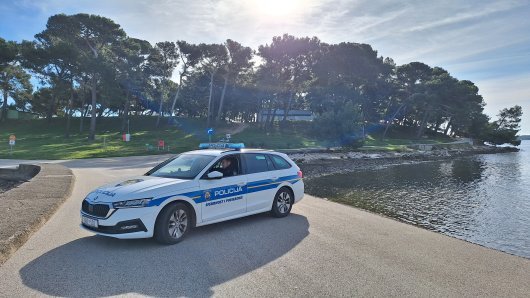 U medulinskom zaljevu jutro nakon dojave o mrtvoj ženi, pronađeno i tijelo muškarca