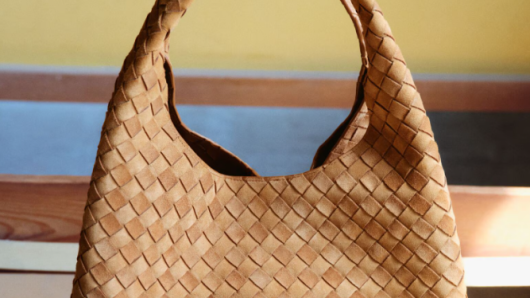 Torba Campana modne kuće Bottega Veneta