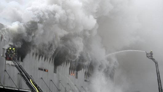 Požar na ogromnom skladištu u Ljubljani: Izdane upute građanima