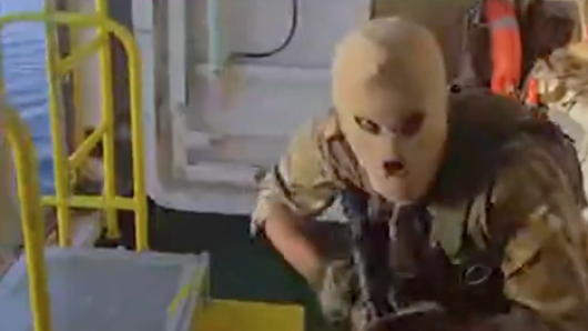 Iranska mornarica upala na teretni brod u Hormuškom tjesnacu