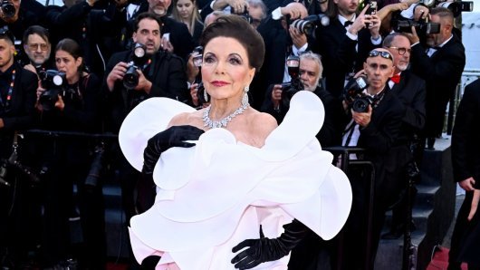 Joan Collins