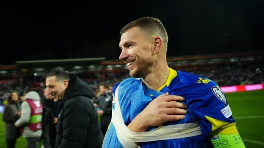 NA LINIJI S VATRENIMA