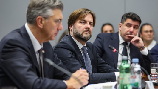 SLIJEDI ODLUKA