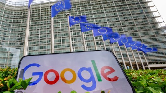 PRITISNULI BIG TECH