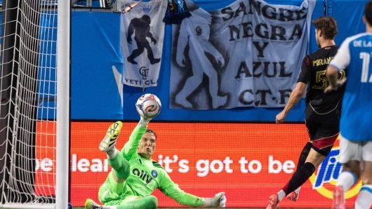 KONSTANTAN U FORMI