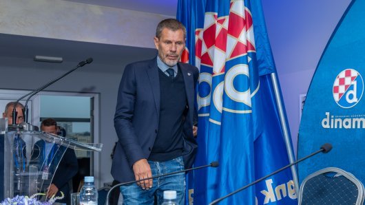 PLAVA NOĆ