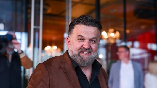 TRAŽI PROMJENU