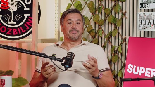 Rade Bogdanović oštro kritizirao Slavena Bilića: 'S naušnicom u uhu i podcastom... Ne može!'