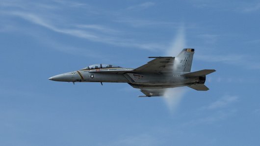 Super Hornet za vrijeme transoničnog leta
