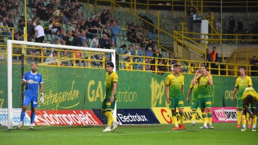 NEMA OPROSTA