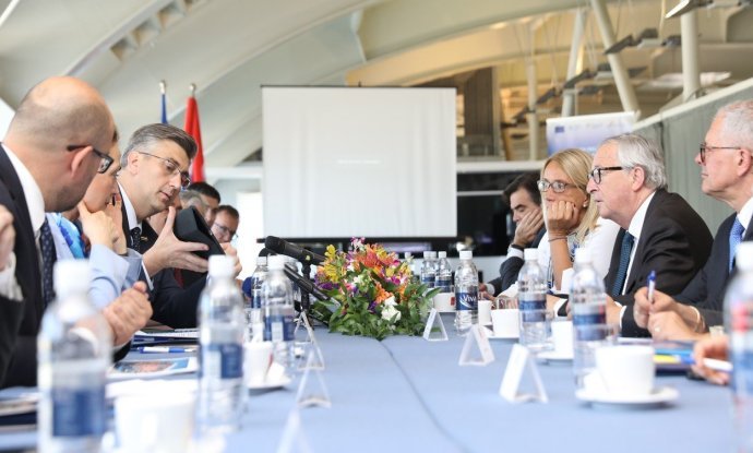 Nakon ugošćavanja Junckera u Dubrovniku, Andrej Plenković se uključuje u izbor novog šefa Europske komisije
