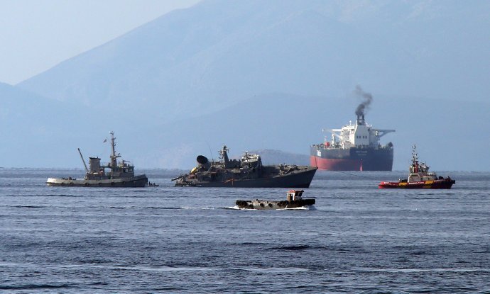 Spašavanje posade Kallista nakon sudara s teretnim brodom Maersk Launceston