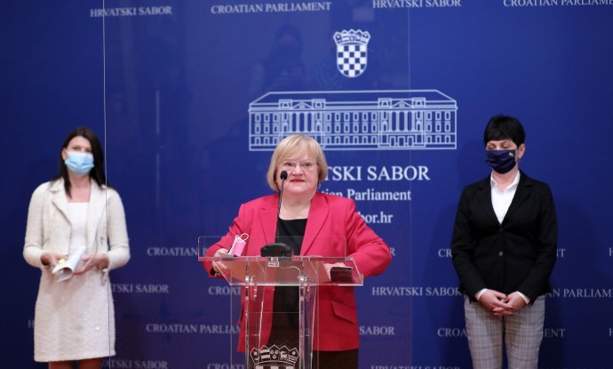 Oporbene zastupnice održale su konferenciju za novinare