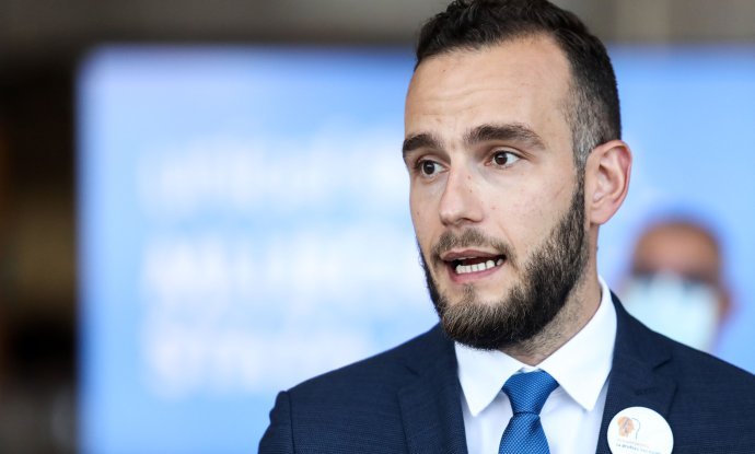 Ministar Josip Aladrović