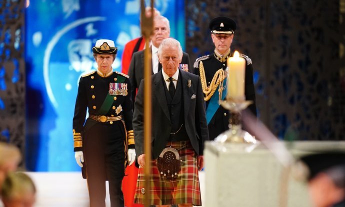 Princeza Anne i kralj Charles III.