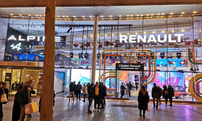 L’Atelier Renault, legendarni izložbeni prostor na jednoj od najljepših svjetskih avenija Avenue des Champs-Élysées