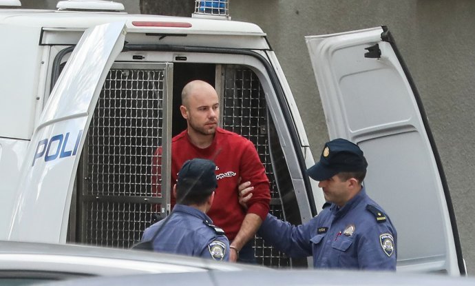 Policija odvodi Jurja Mesića u prostorije Državnog odvjetništva