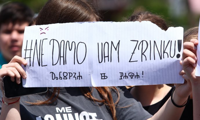 Učenici prosvjeduju protiv otkaza Zrinke Perković Dodig