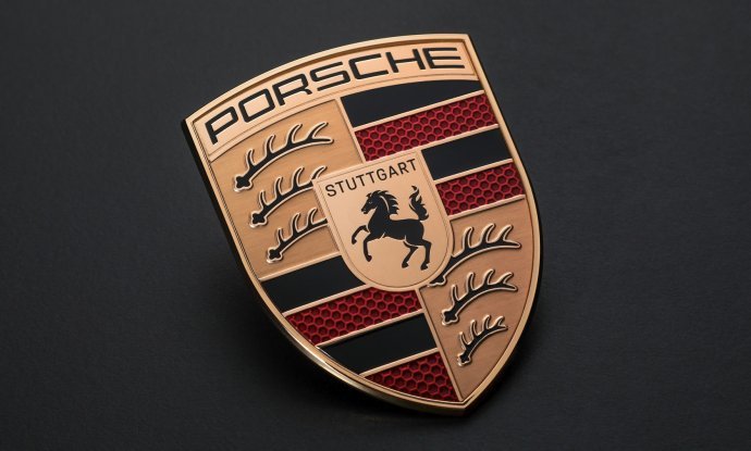 Porsche modernizirao grb: peta faza evolucije