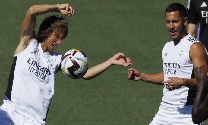 Luka Modrić (lijevo) i Eden Hazard