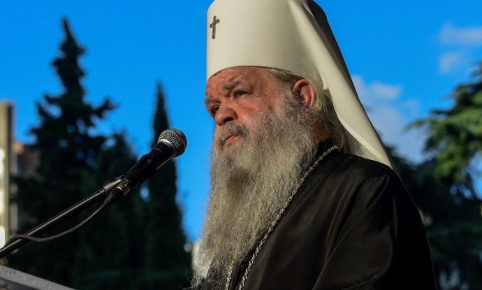 Gospodin gospodin Stefan, poglavar Makedonske pravoslavne crkve, na prosvjedu u Skoplju