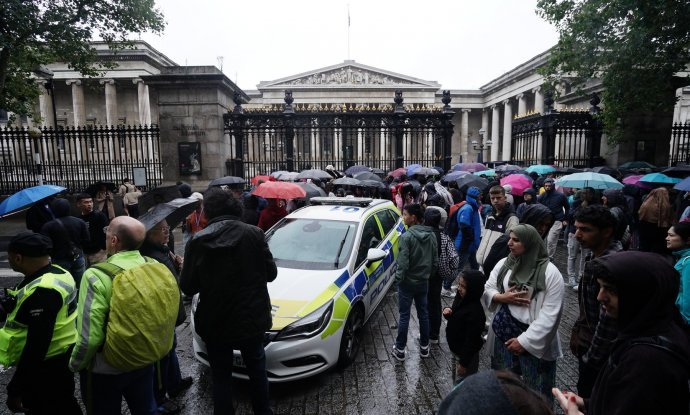 Muškarac izboden na ulazu u British Museum