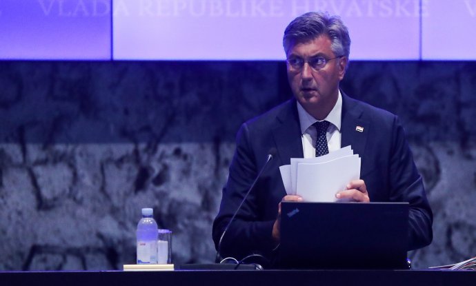 Andrej Plenković na 244. sjednici Vlade RH