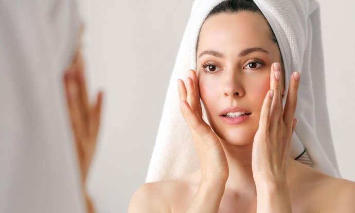 Rosacea u jednakoj mjeri pogađa i bogate i slavne