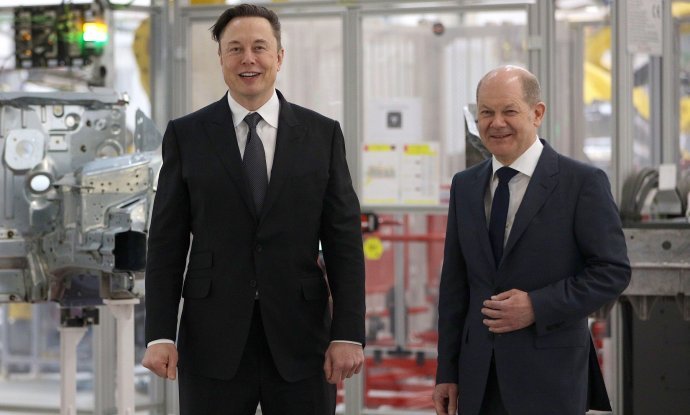 Elon Musk i njemački kancelar Olaf Scholz