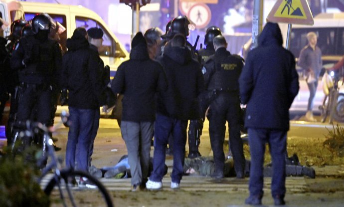 Sukob policije s Torcidom nakon utakmice Lokomotiva - Hajduk