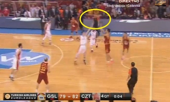 Galatasaray-Zvezda_Erceg-trica