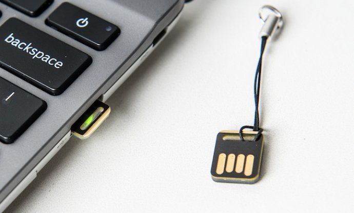 USB token