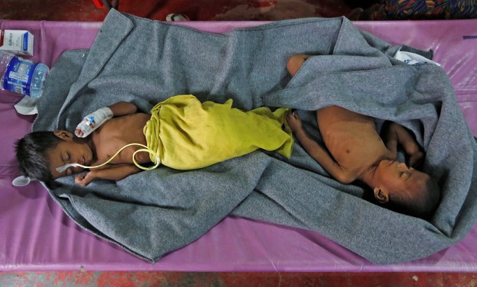 Iako jedna od najsiromašnijih azijskih država, Bangladeš je prihvatio oko 580 tisuća Rohindža koji od kolovoza bježe od ratnih zločina iz savezne države Rahin.