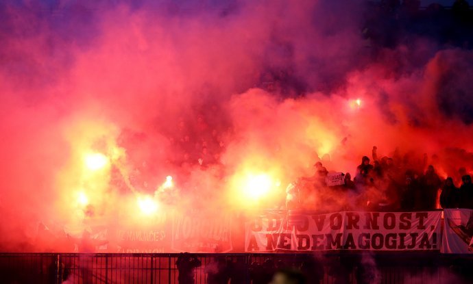 Torcida na Maksimiru