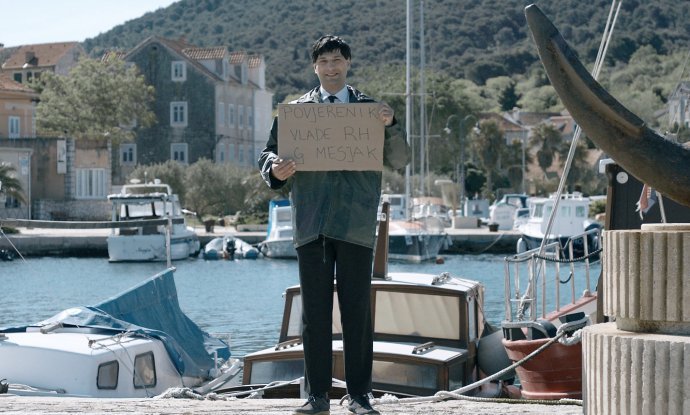 Borko Perić kao Tonino u filmu 'Osmi povjerenik'