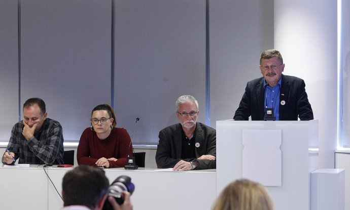 Sindikati traže smjenu ministra rada Marka Pavića