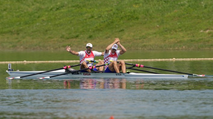 Braća Sinković suvereno do finala, šokantno ispadanje olimpijskih prvaka