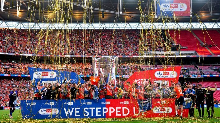 Luton Town nakon 31 godine opet u elitnom razredu i to nakon šeste serije jedanaesteraca