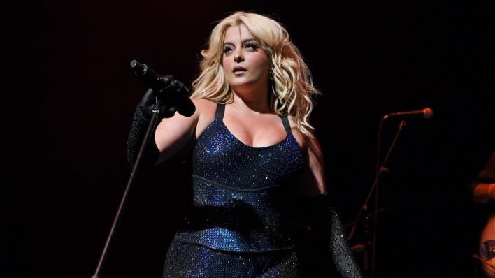 Slavna pjevačica obračunala se s hejterima: 'U svojoj sam debeloj fazi, pa što?'