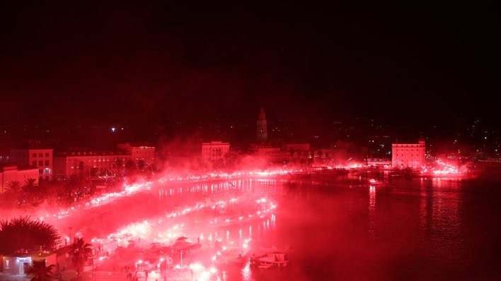 Split je 'gorio'; Torcida bakljadom obilježila rekordne brojke