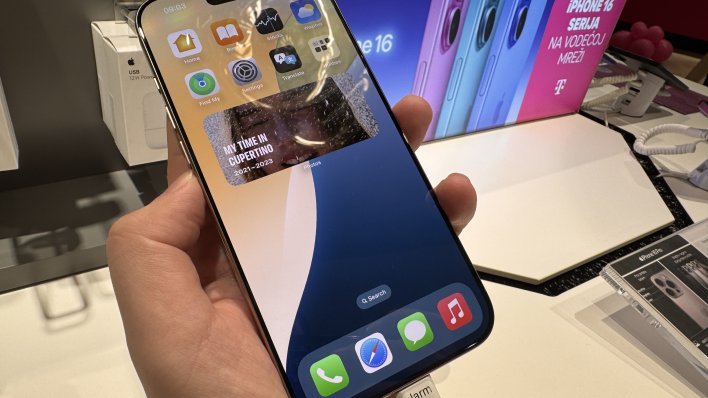 Perplexity sada može zamijeniti Siri na iPhoneu