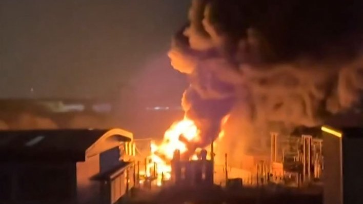 Heathrow zatvoren nakon velikog požara, pogledajte dramu na nebu; Evo dokad će trajati kaos