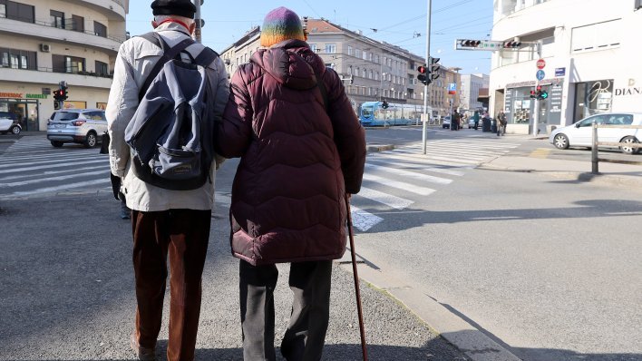 Najniže mirovine prešle su granicu od 400 eura: Evo što brojke govore o riziku od siromaštva