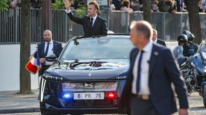 Francuski predsjednik u novom službenom automobilu: Novi top model francuske autoindustrije