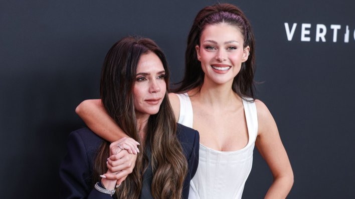 Victoria Beckham požalila se prijateljicama: Problematičnu snahu je nazvala 'zmijom'