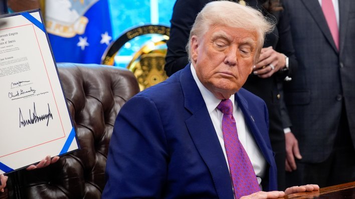 Trumpu 'gori' telefon: Diplomati ga zasuli pozivima nakon iznenađujuće ponude