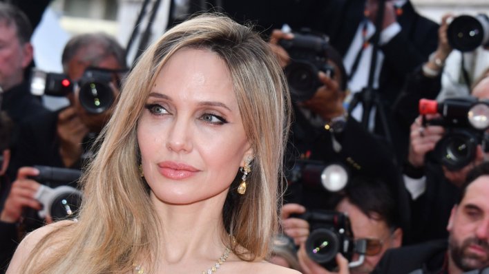 Angelina Jolie stigla u Cannes pa doživjela – prosidbu