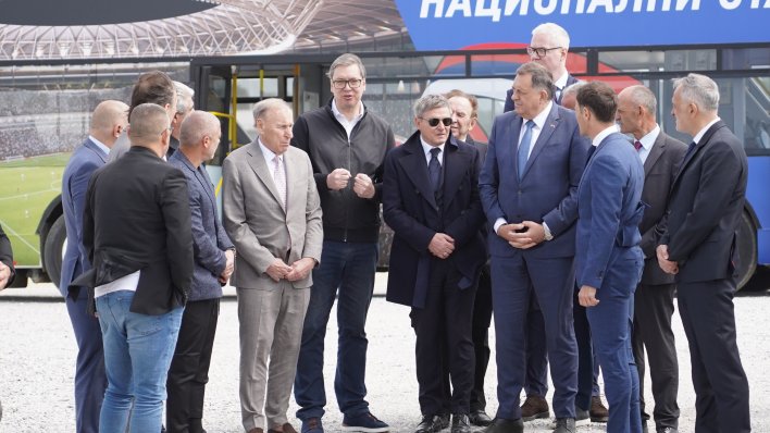 Vučić na skupu u Nišu poslao poruku Piksiju: 'Njih da pobijediš!'