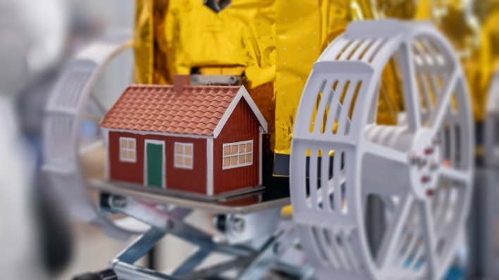 Prvi privatni europski rover slijeće na Mjesec. Sa sobom nosi malu crvenu kuću