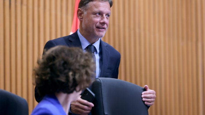 Orešković premijera nazvala 'okupatorom', Jandroković: Vi ne postojite